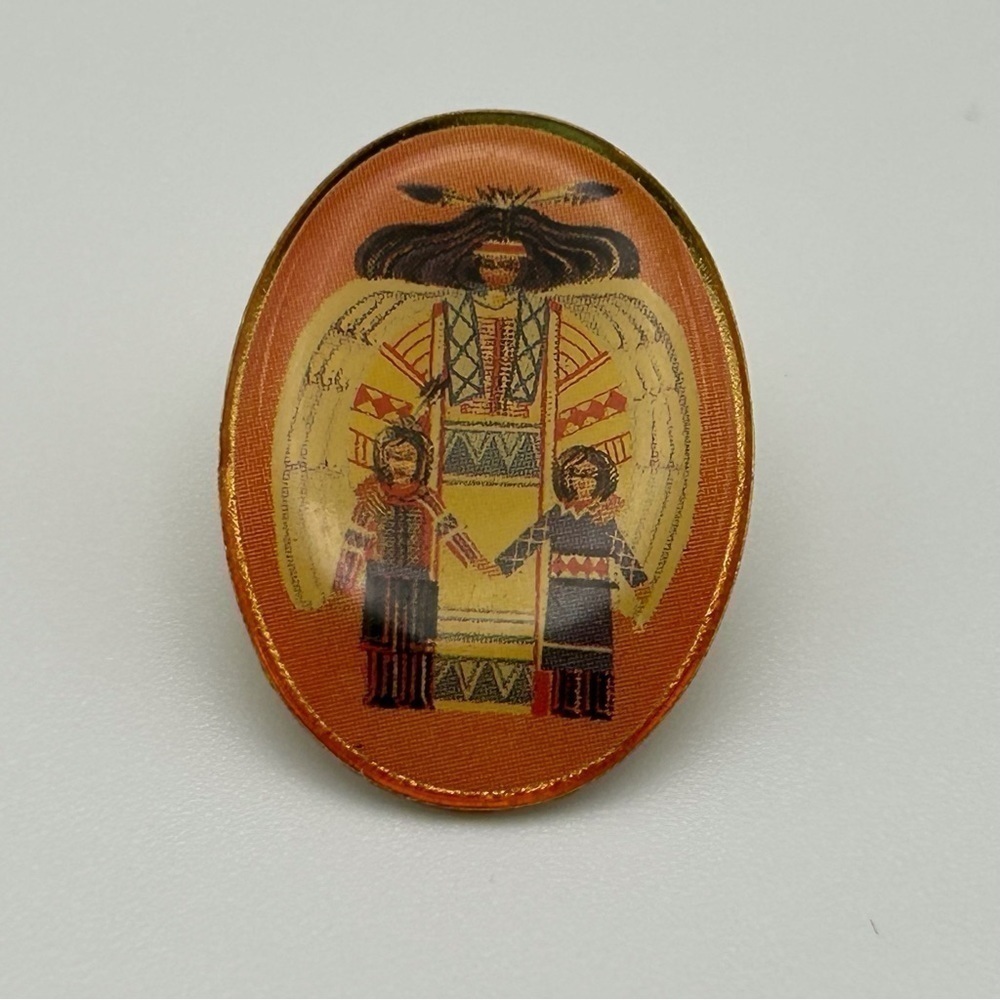 Vintage Native American Mother Angel Children Oval Gold Tone Enamel Lapel Pin